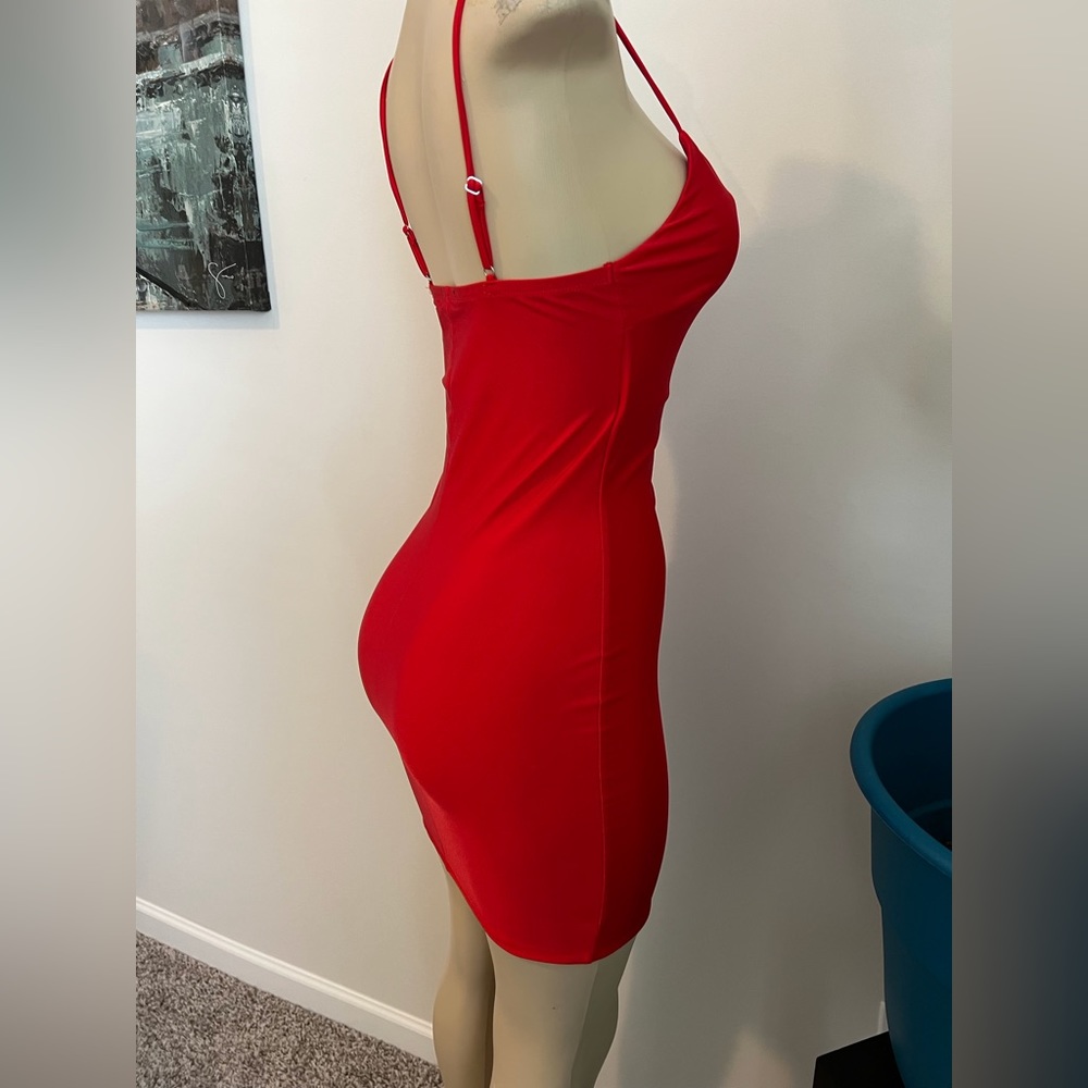 Mind Code Red T-strap Body-con Mini Dress - Picture 9 of 10